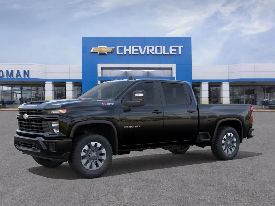 2025 Chevrolet Silverado 2500HD Custom photo 1