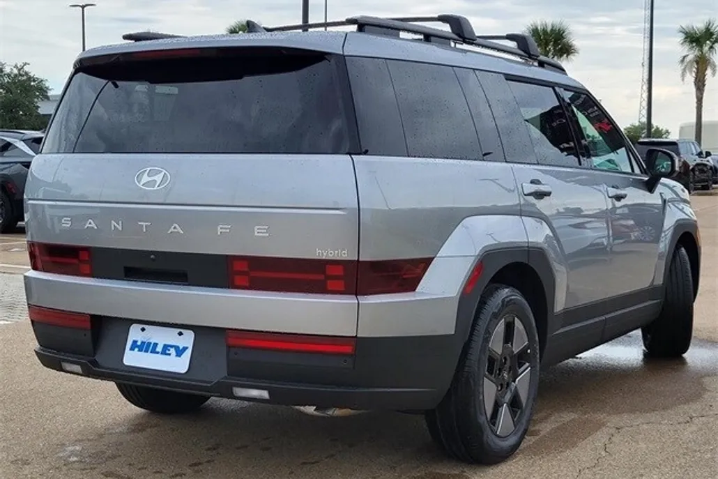 2026 Hyundai Santa Fe SEL photo 1