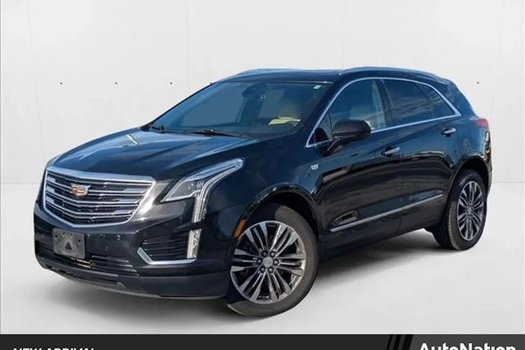 2017 Cadillac XT5 Premium Luxury photo 1