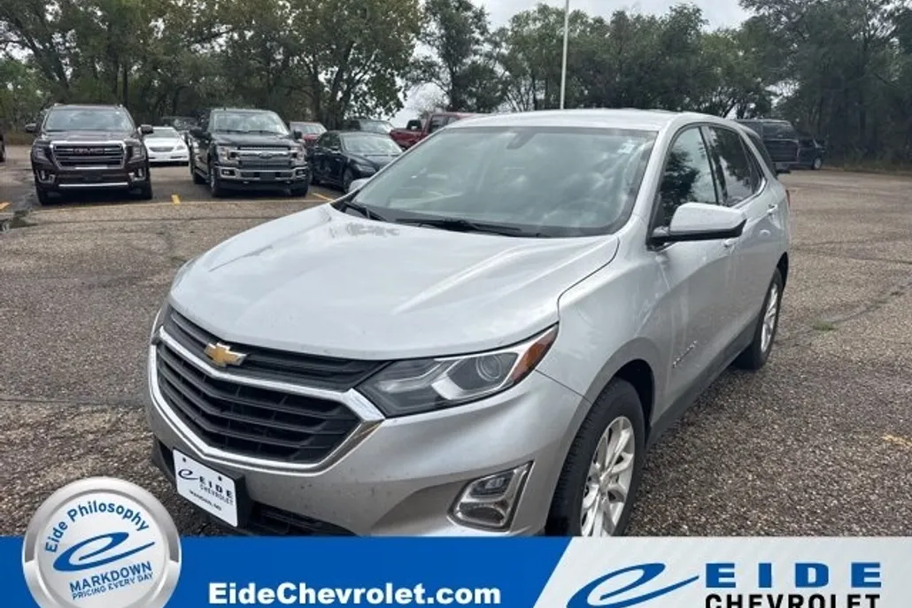 2018 Chevrolet Equinox LT photo 1