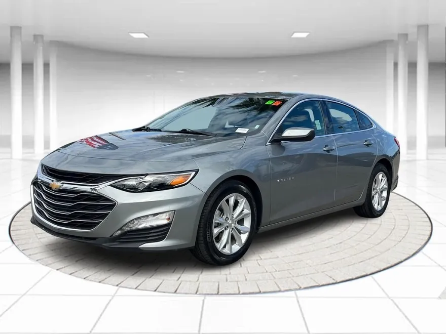 2024 Chevrolet Malibu 1LT photo 1