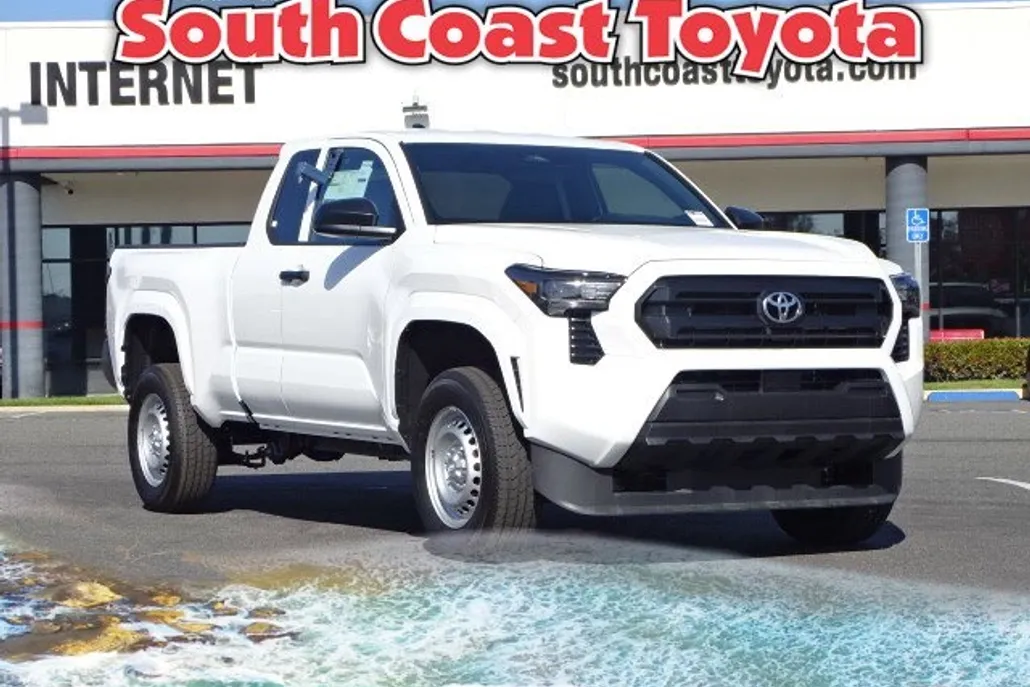 2025 Toyota Tacoma SR XtraCab photo 1