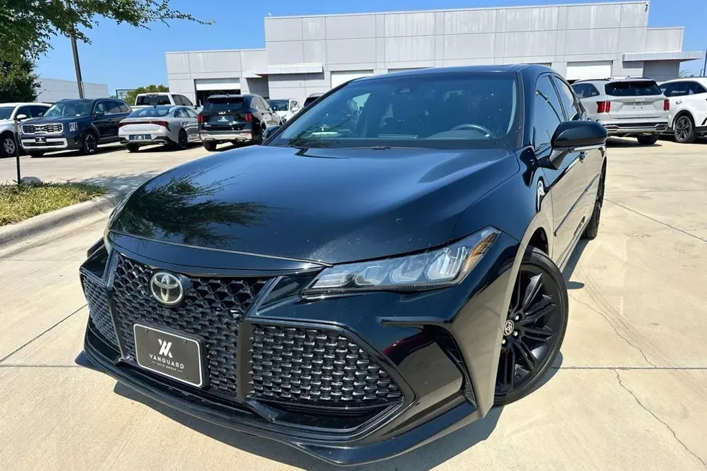 2021 Toyota Avalon XSE photo 1