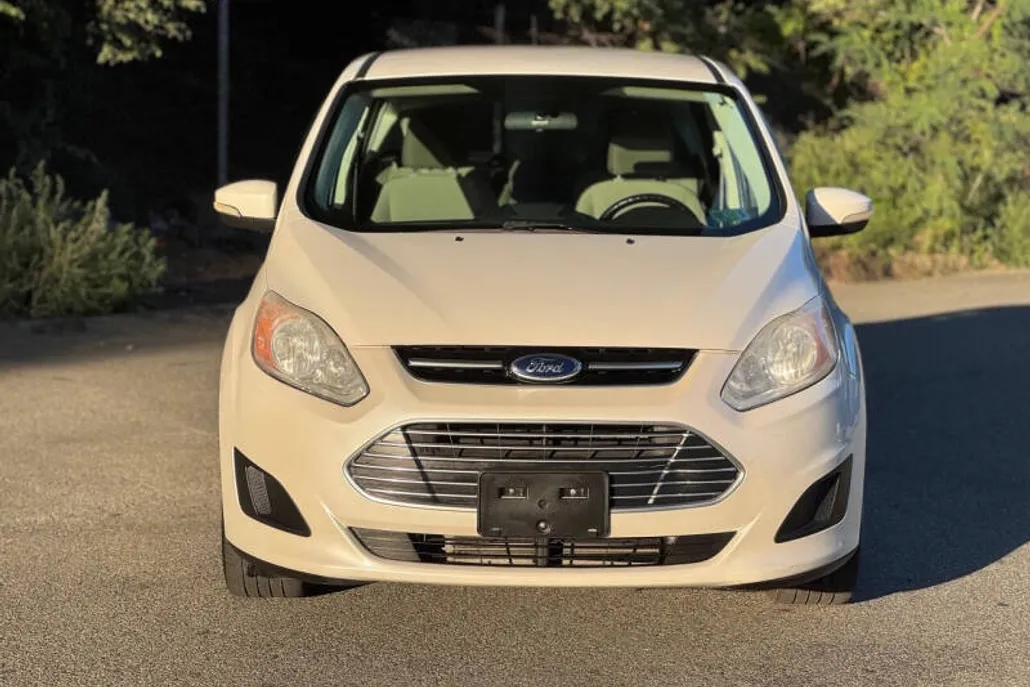 2013 Ford C-Max Hybrid SE photo 1