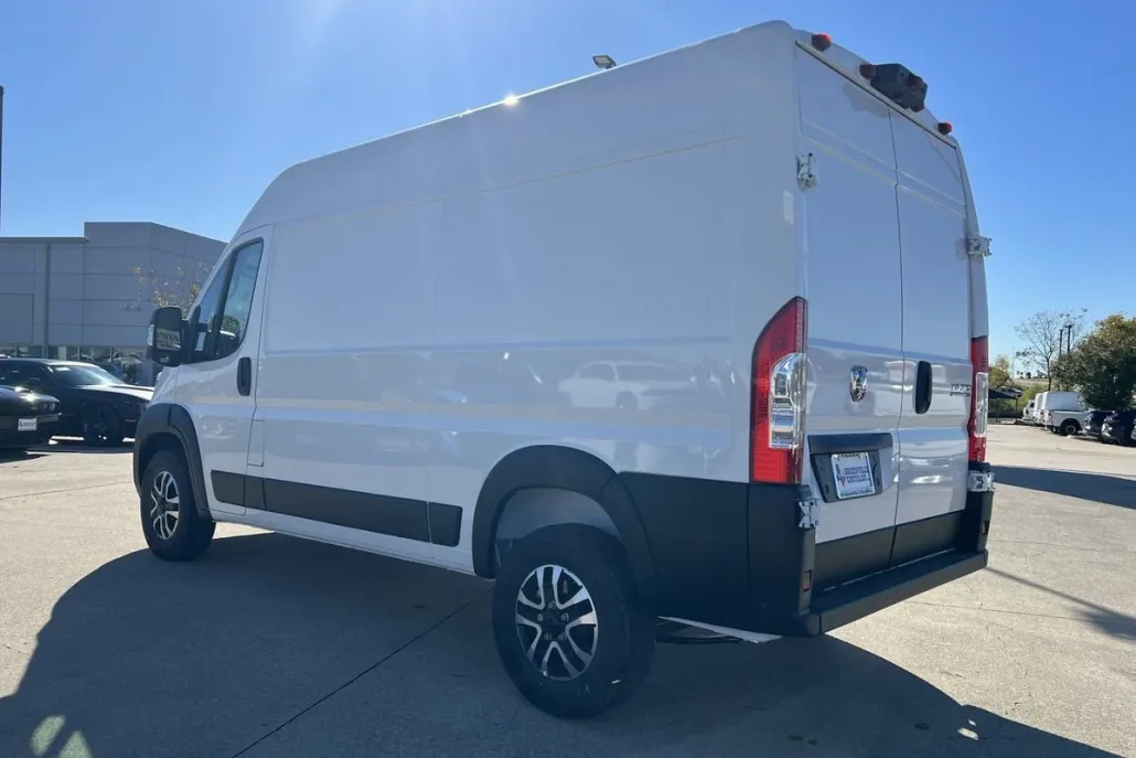 2025 Ram ProMaster 1500 SLT Cargo Van High Roof photo 1