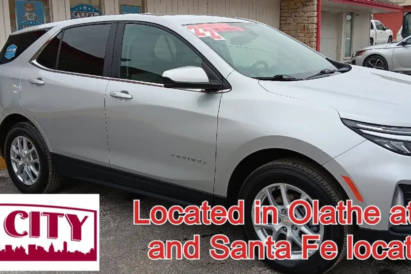 2022 Chevrolet Equinox LT photo 1