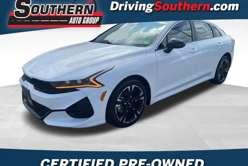 2024 Kia K5 GT-Line photo 1