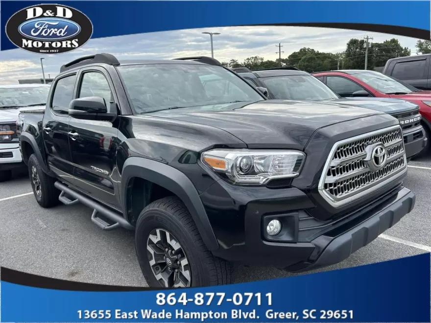 2016 Toyota Tacoma TRD Off-Road photo 1