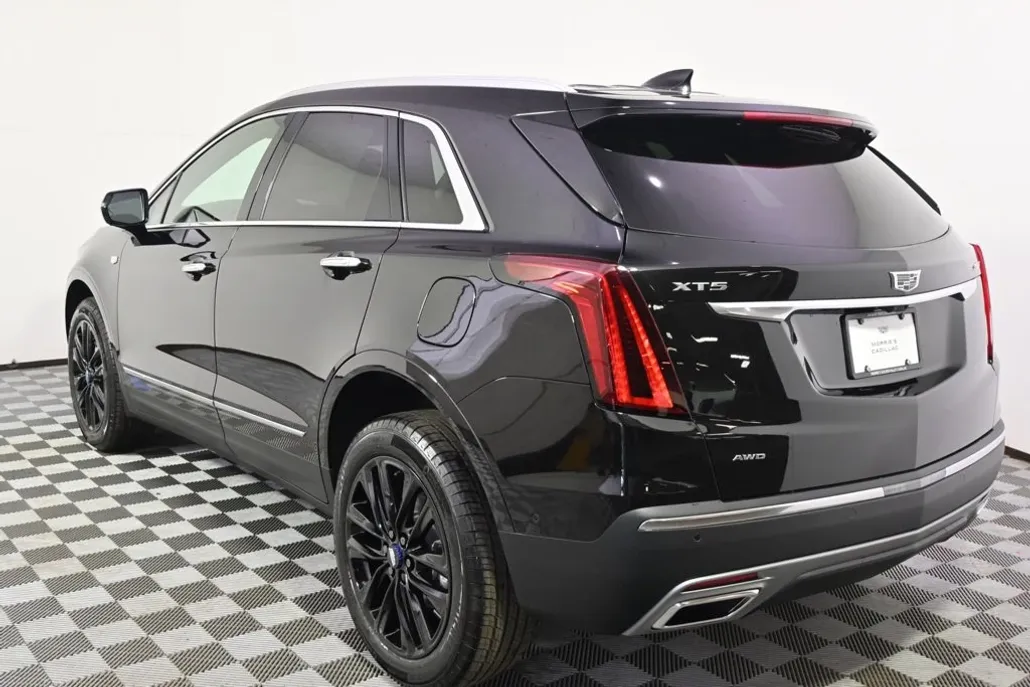 2025 Cadillac XT5 Premium Luxury photo 1
