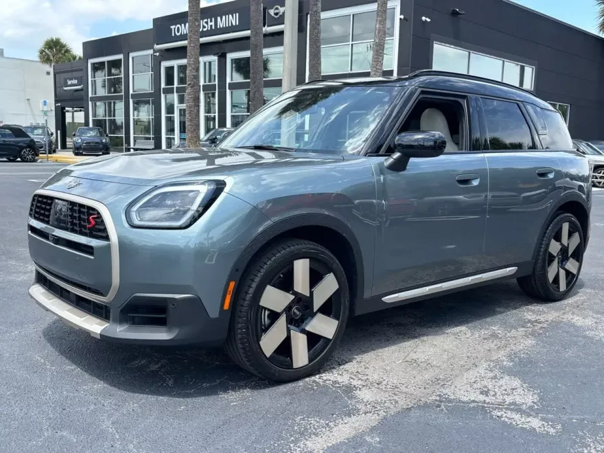 2025 Mini Countryman ALL4 S photo 1