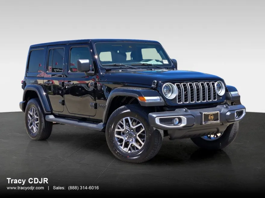 2025 Jeep Wrangler Sahara photo 1