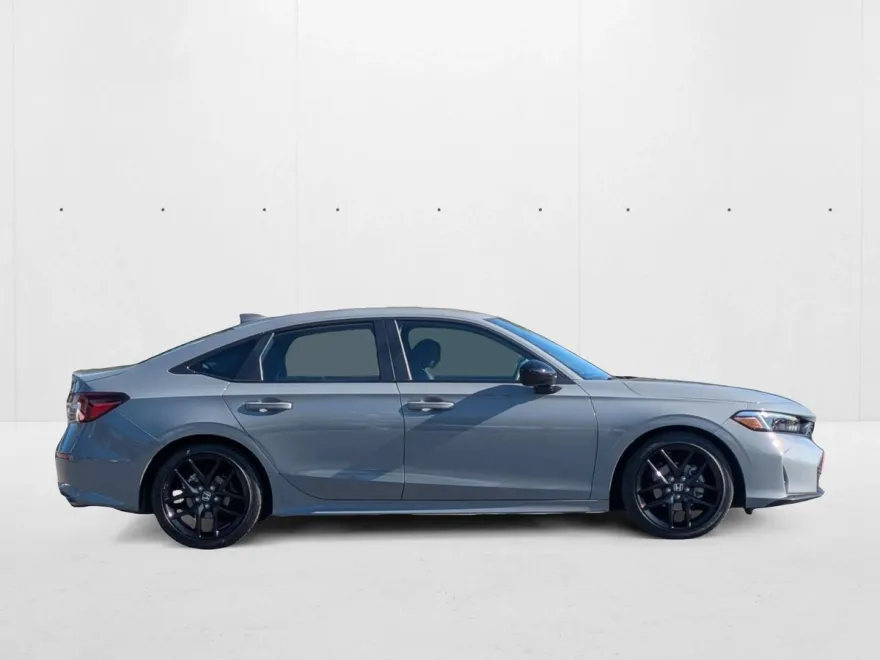 2025 Honda Civic Sport photo 1