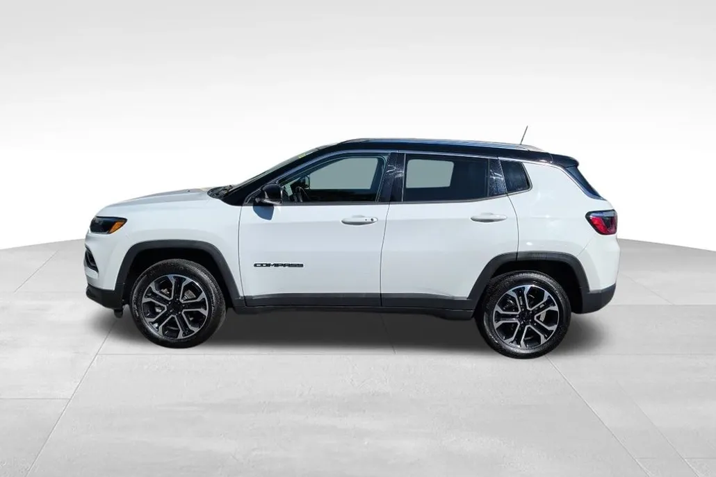 2022 Jeep Compass Limited photo 1