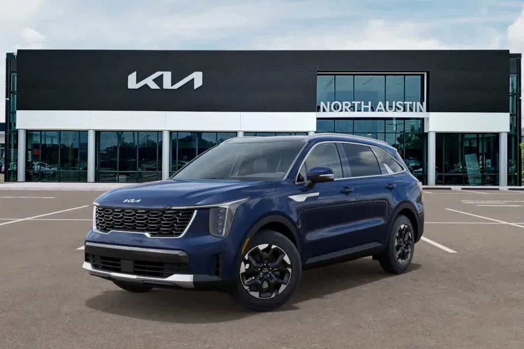 2025 Kia Sorento S photo 1