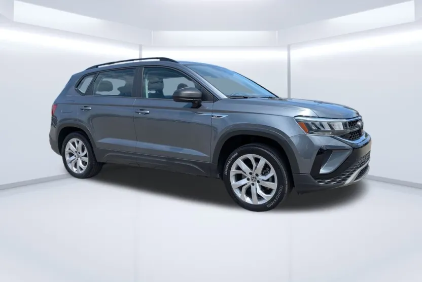 2023 Volkswagen Taos S photo 1