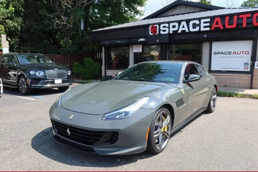 2018 Ferrari GTC4Lusso photo 1