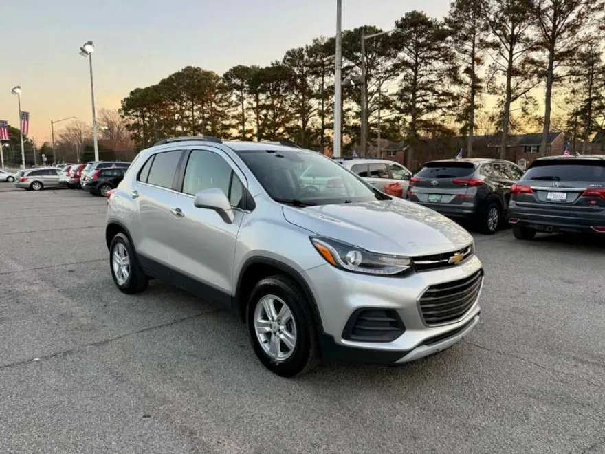 2019 Chevrolet Trax LT photo 1
