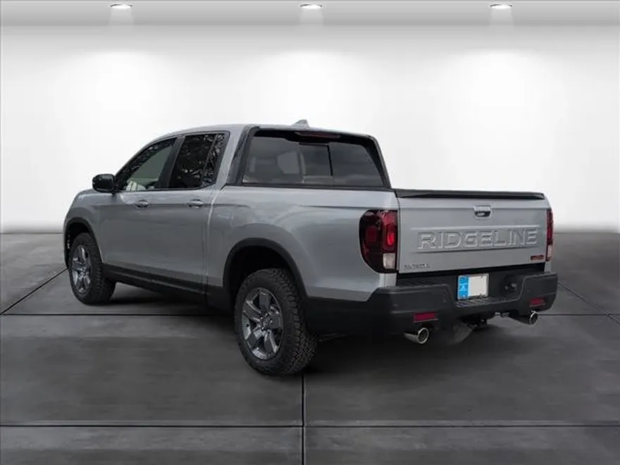 2025 Honda Ridgeline TrailSport photo 1