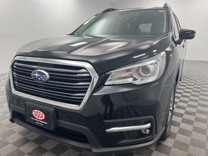2022 Subaru Ascent Limited photo 1