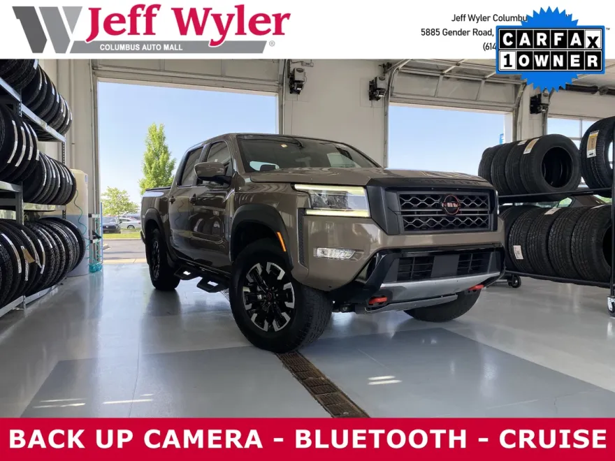 2022 Nissan Frontier Crew Cab PRO-4X photo 1