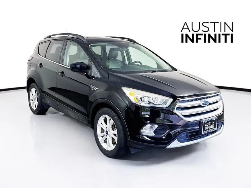 2018 Ford Escape SEL photo 1