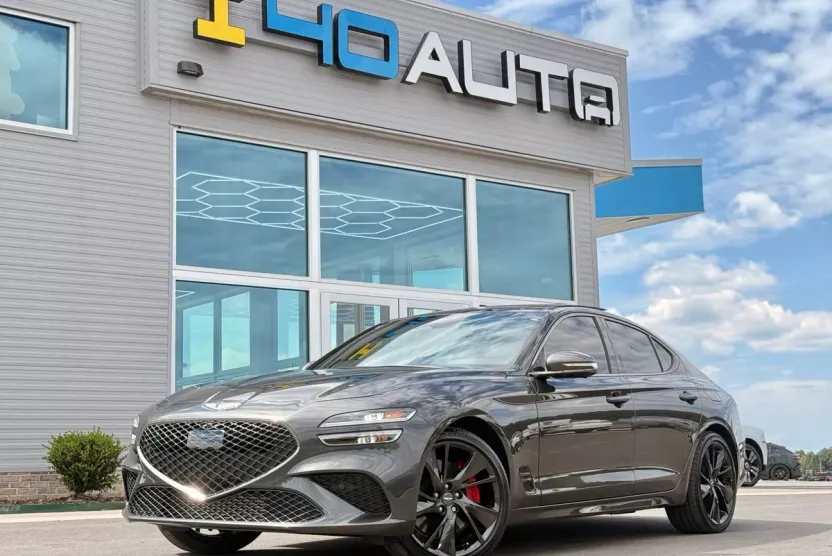 2023 Genesis G70 3.3T photo 1