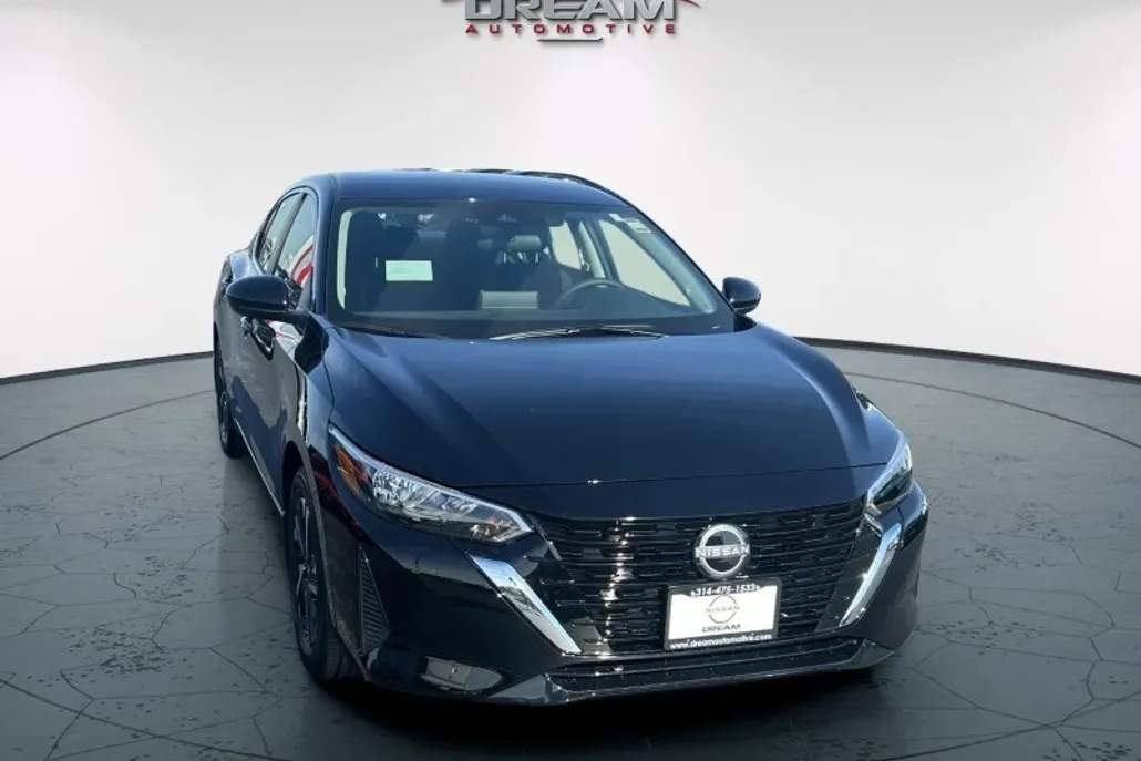 2025 Nissan Sentra SV photo 1