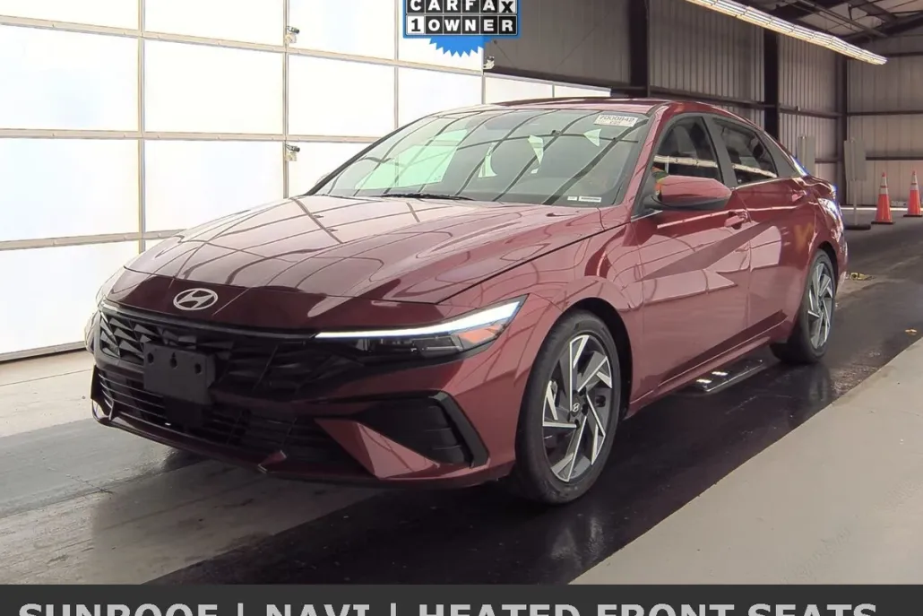 2025 Hyundai Elantra SEL Convenience photo 1