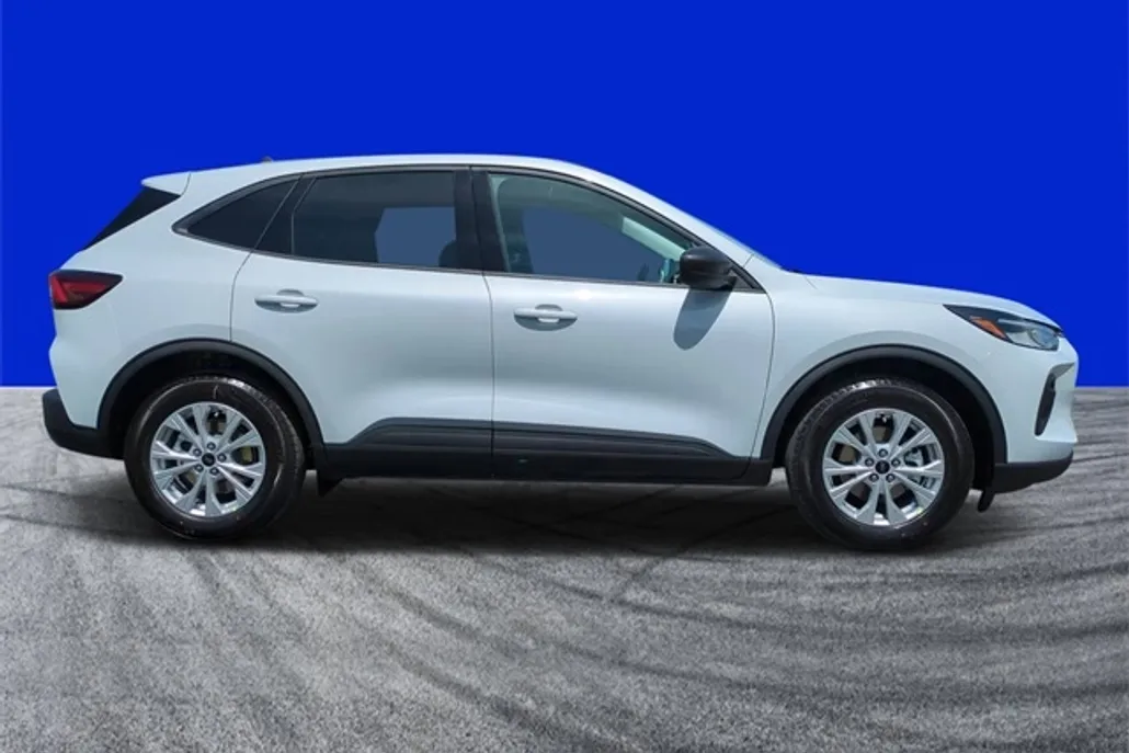 2025 Ford Escape Active photo 1