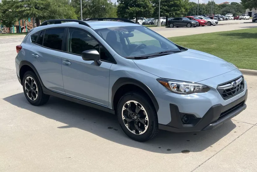 2023 Subaru Crosstrek Base photo 1