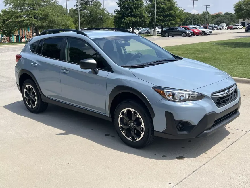 2023 Subaru Crosstrek Base photo 1