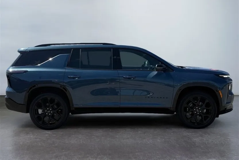 2026 Chevrolet Traverse RS photo 1