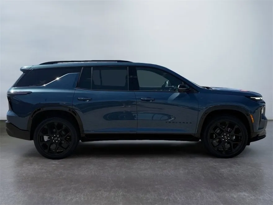 2026 Chevrolet Traverse RS photo 1