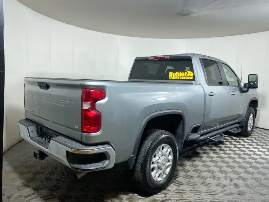 2024 Chevrolet Silverado 2500HD LT photo 1