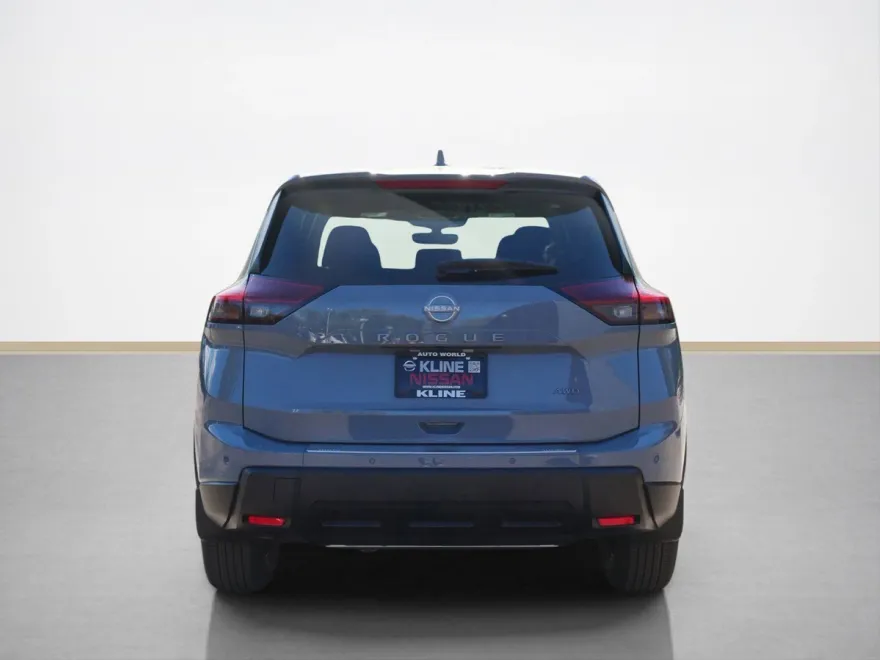 2026 Nissan Rogue SV photo 1