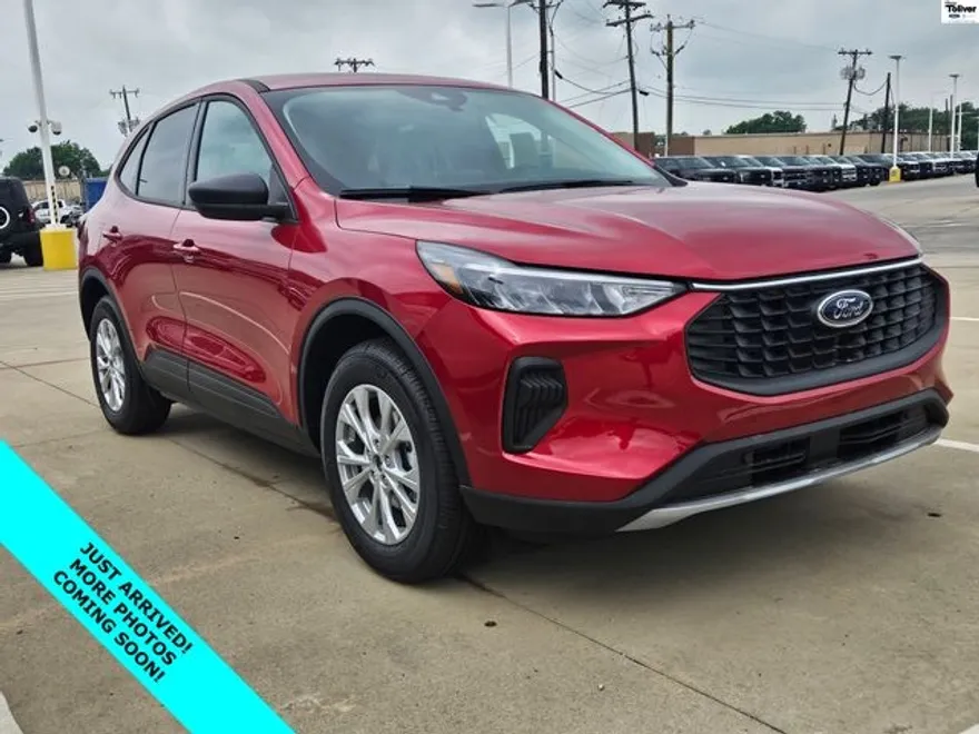 2025 Ford Escape Active photo 1