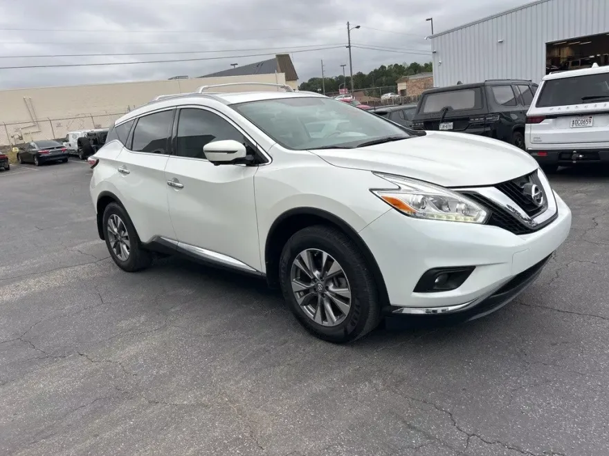 2016 Nissan Murano SL photo 1