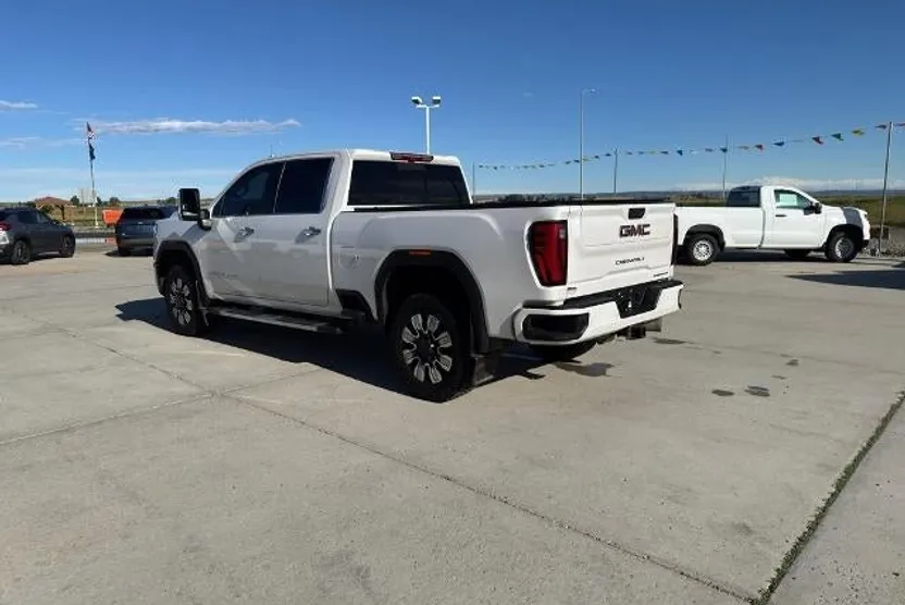 2024 Gmc Sierra 3500 HD Denali photo 1