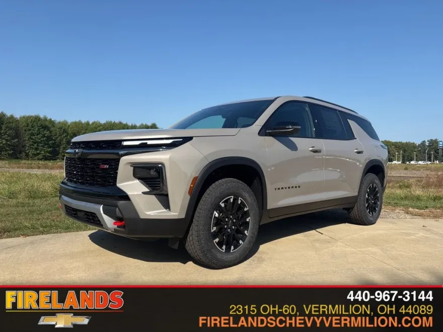 2026 Chevrolet Traverse Z71 photo 1