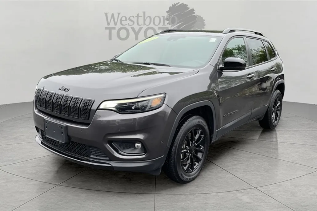 2023 Jeep Cherokee Altitude photo 1