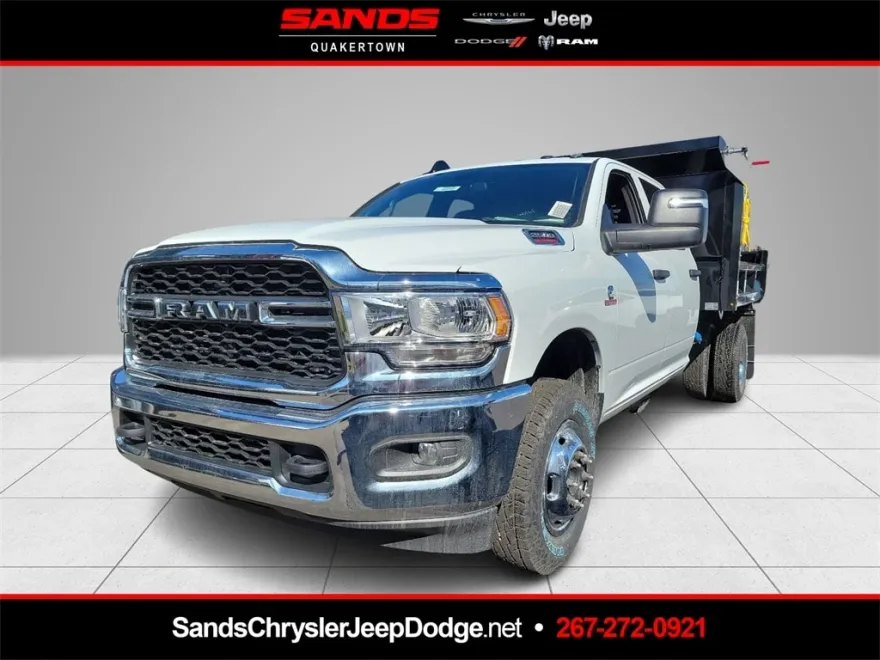 2024 Ram 3500 Tradesman photo 1