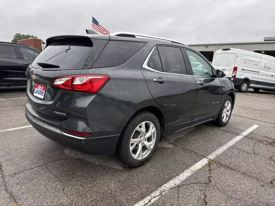 2020 Chevrolet Equinox Premier photo 1