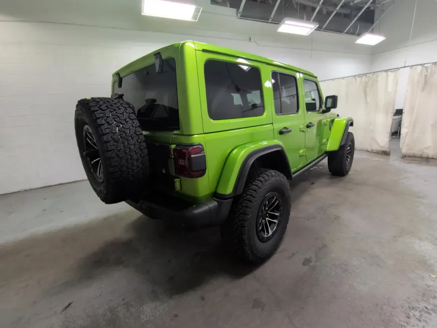 2025 Jeep Wrangler Rubicon X photo 1