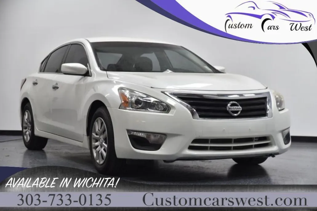 2013 Nissan Altima 2.5 S photo 1