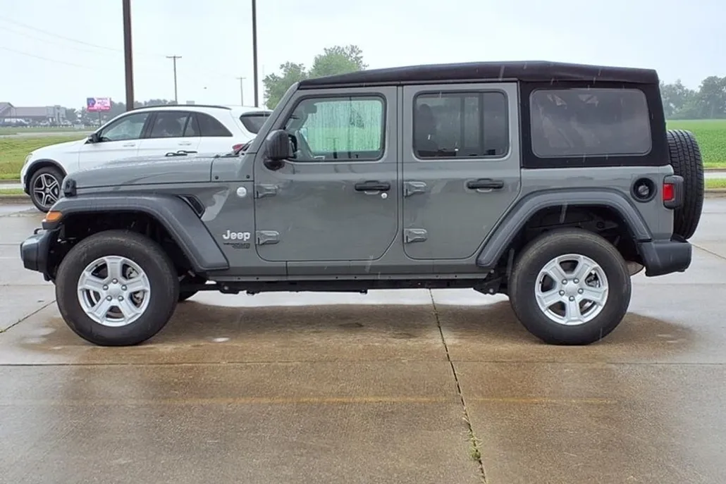 2020 Jeep Wrangler Unlimited Sport S photo 1