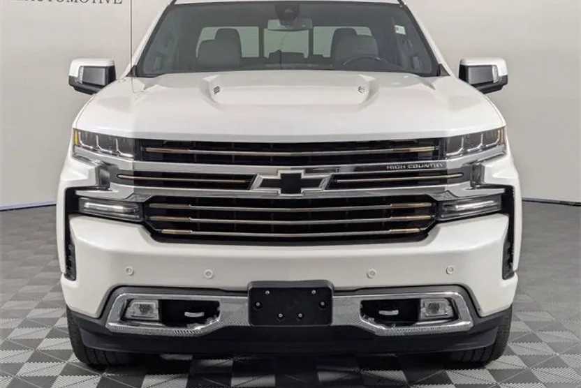 2019 Chevrolet Silverado 1500 High Country photo 1