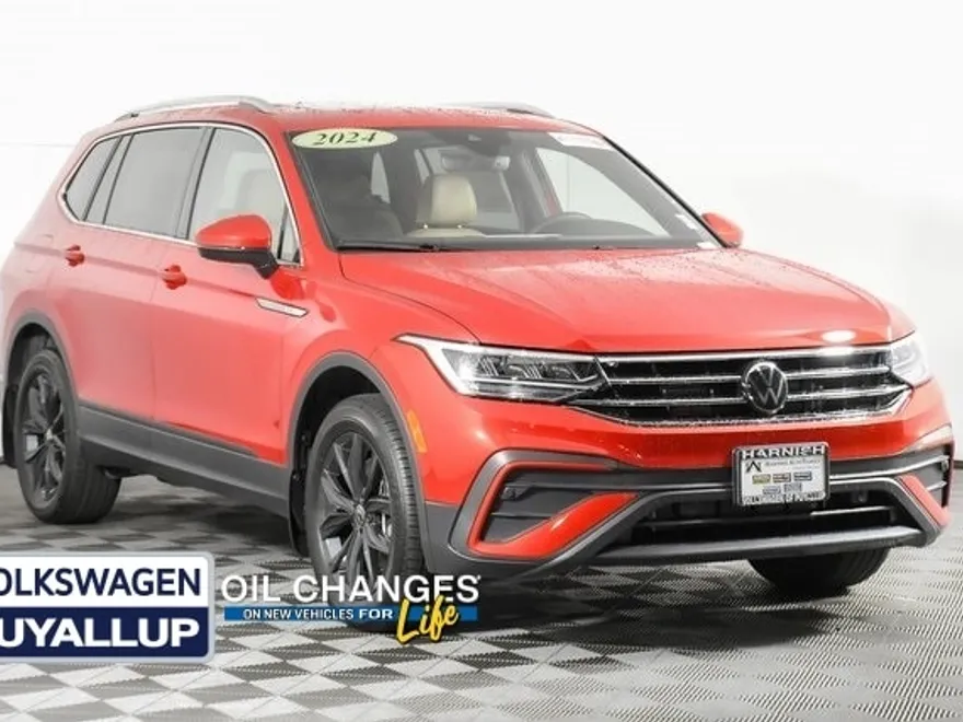 2024 Volkswagen Tiguan SE photo 1