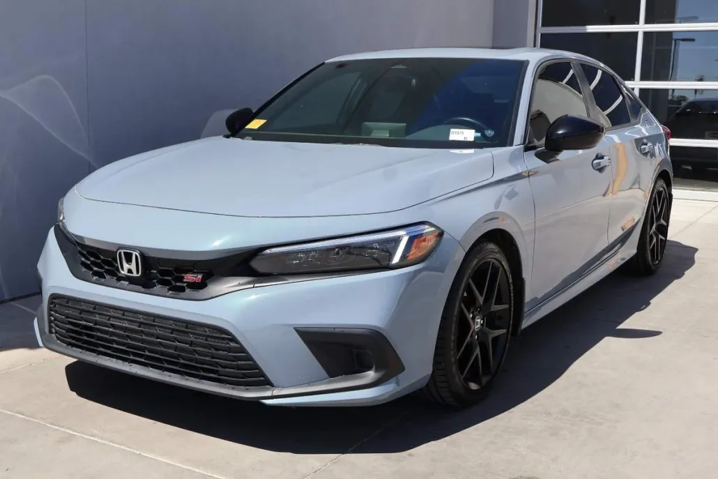 2022 Honda Civic Si photo 1