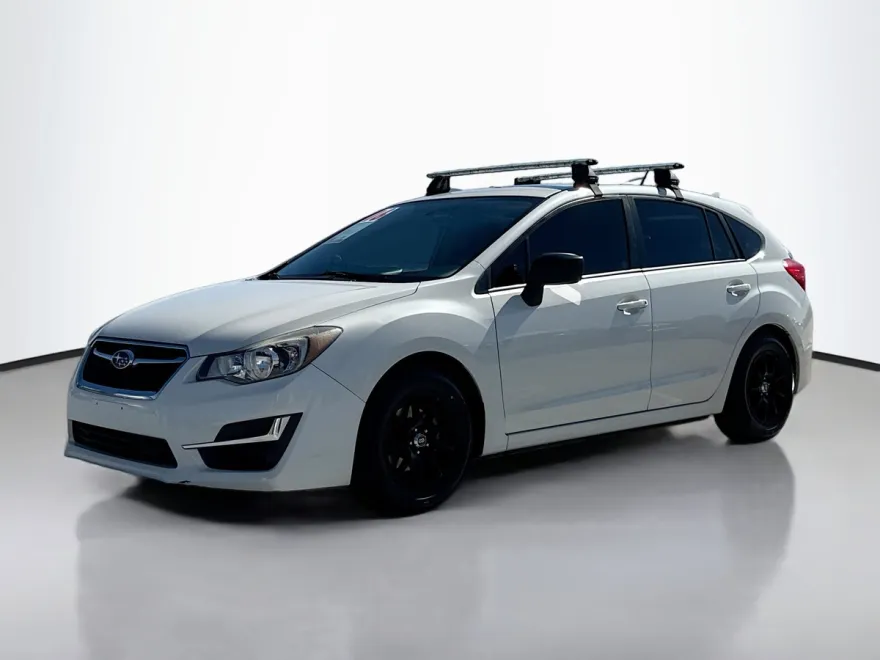 2016 Subaru Impreza 2.0i photo 1