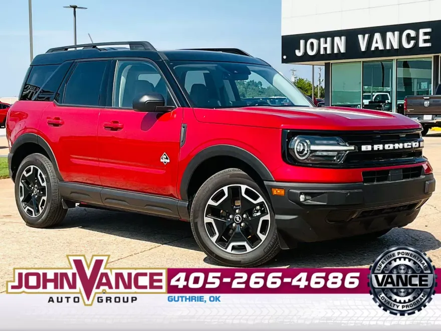 2021 Ford Bronco Sport Outer Banks photo 1
